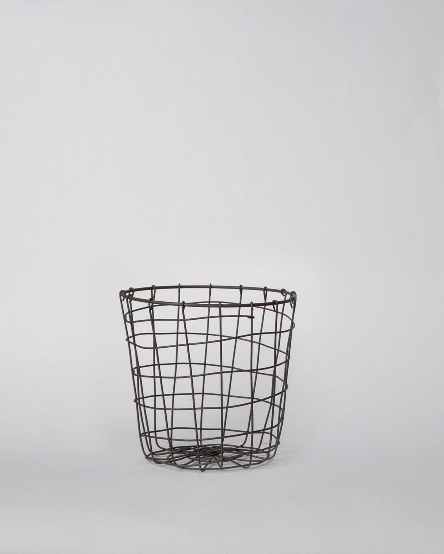Round Iron Basket