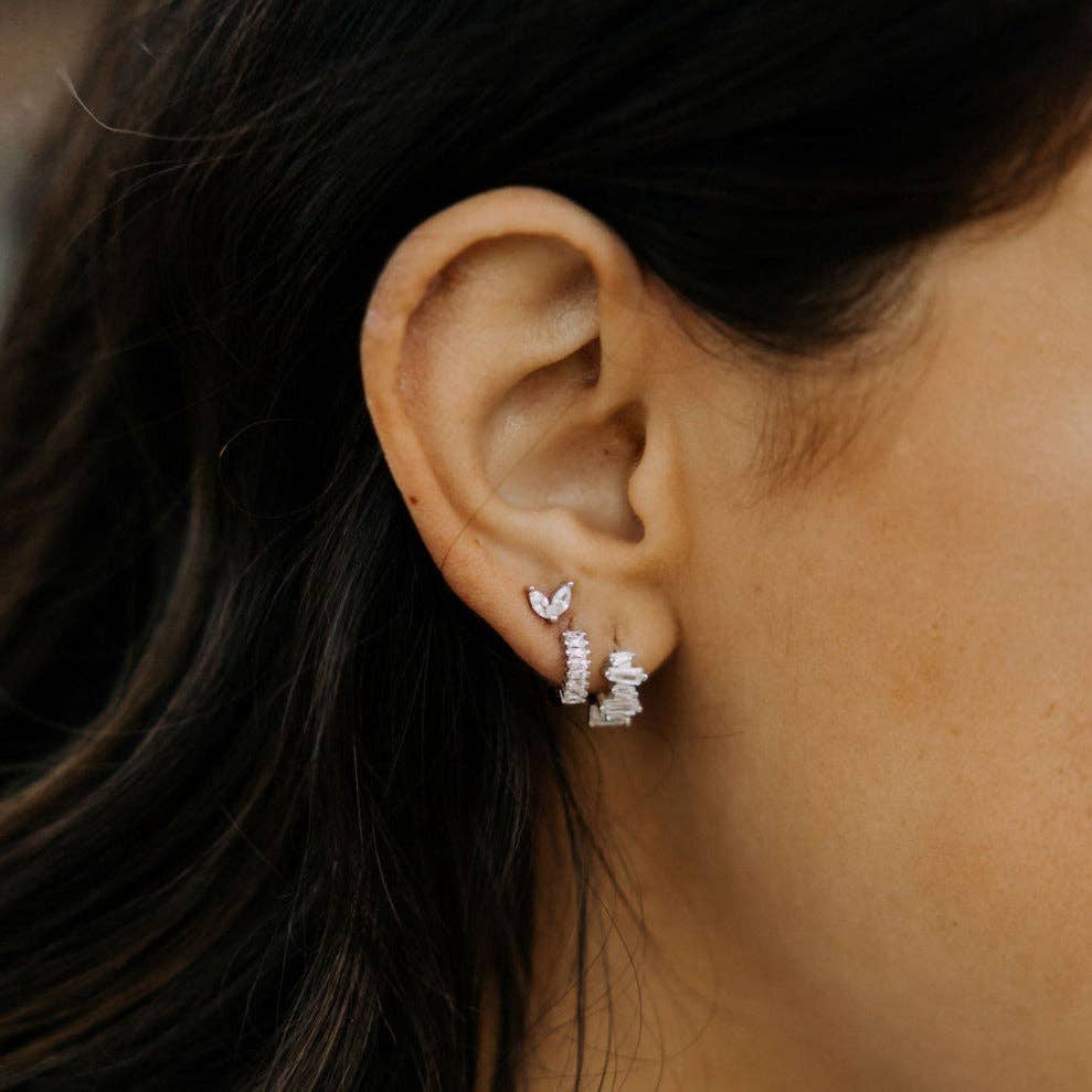 Quinn Studs: Silver / Diamond