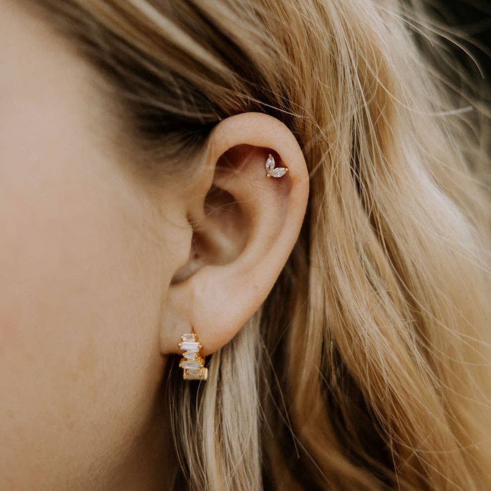 Quinn Studs: Silver / Diamond