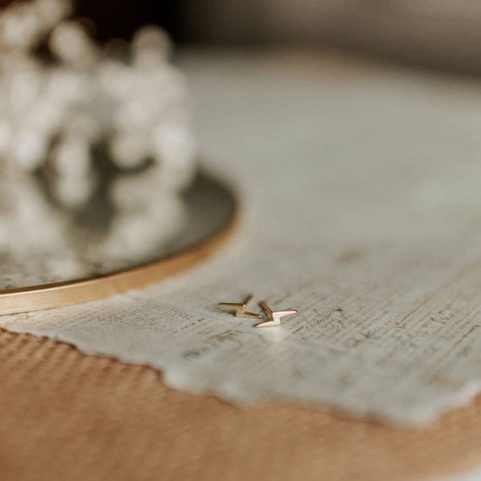 Lightning Studs: Gold