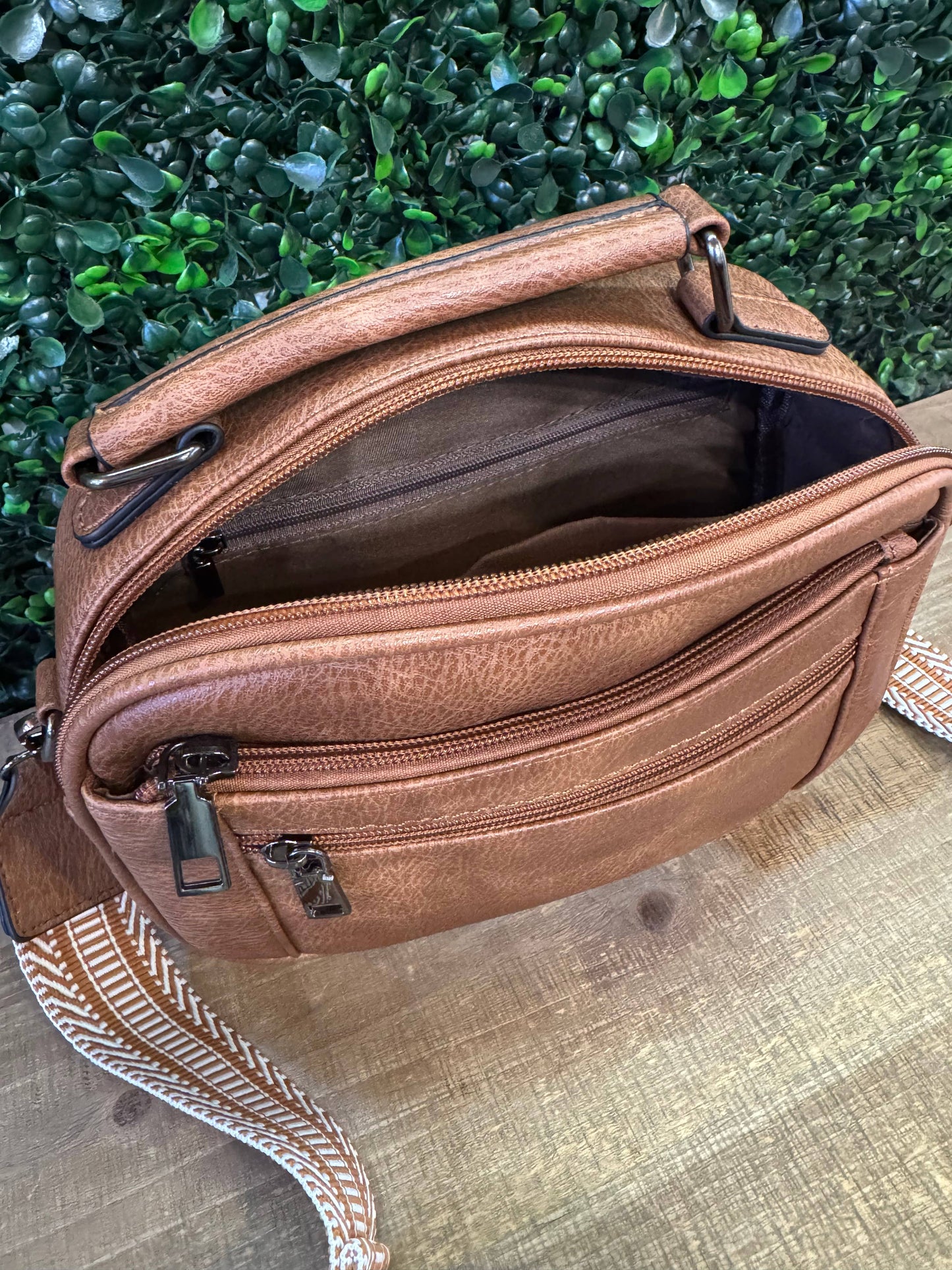 Ashlyn Crossbody: Camel