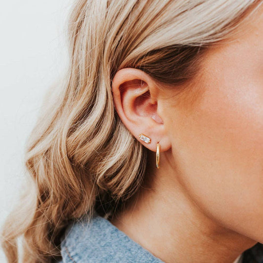 Olivia Essential Hoops: Silver / Medium (17 mm)