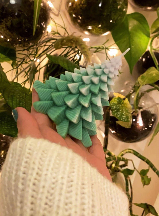Snowy green Christmas tree candle